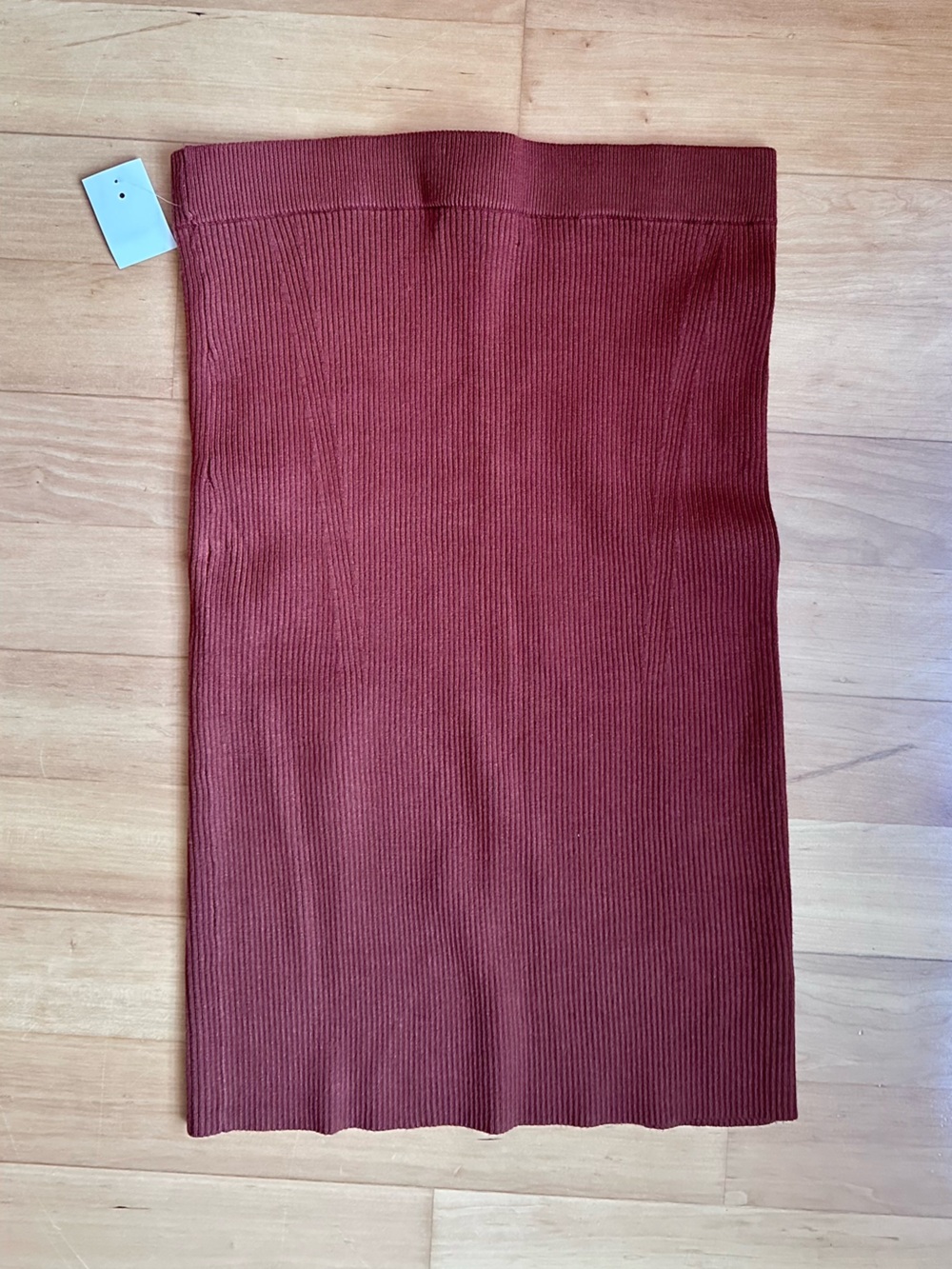 Abercrombie & Fitch Ribbed Pencil Skirt in Burgundy